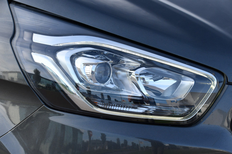 Ford Transit Custom 2.0 TDCI L1H1 Sport DC Camera, Cruise, Carplay, 170pk, Automaat, Leder, Trekhaak, Stoelverwarming, NAVI, Uniek! Ford Transit Custom 2.0 TDCI L1H1 Sport DC Camera, Cruise, Carplay, 170pk, Automaat, Leder, Trekhaak, Stoelverwarming, NAVI, Uniek!