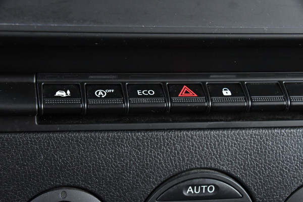 Renault Master T35 2.3 dCi 150 L2H2 PB Edition Camera, Cruise, Carplay, Clima, 150pk, Trekhaak, Multimedia, NAVI, Uniek! Renault Master T35 2.3 dCi 150 L2H2 PB Edition Camera, Cruise, Carplay, Clima, 150pk, Trekhaak, Multimedia, NAVI, Uniek!