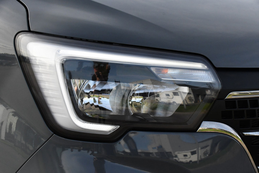 Renault Master T35 2.3 dCi 150 L2H2 PB Edition Camera, Cruise, Carplay, Clima, 150pk, Trekhaak, Multimedia, NAVI, Uniek! Renault Master T35 2.3 dCi 150 L2H2 PB Edition Camera, Cruise, Carplay, Clima, 150pk, Trekhaak, Multimedia, NAVI, Uniek!