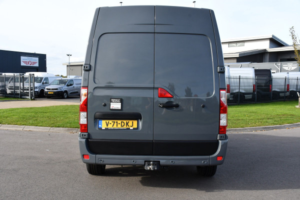 Renault Master T35 2.3 dCi 150 L2H2 PB Edition Camera, Cruise, Carplay, Clima, 150pk, Trekhaak, Multimedia, NAVI, Uniek! Renault Master T35 2.3 dCi 150 L2H2 PB Edition Camera, Cruise, Carplay, Clima, 150pk, Trekhaak, Multimedia, NAVI, Uniek!