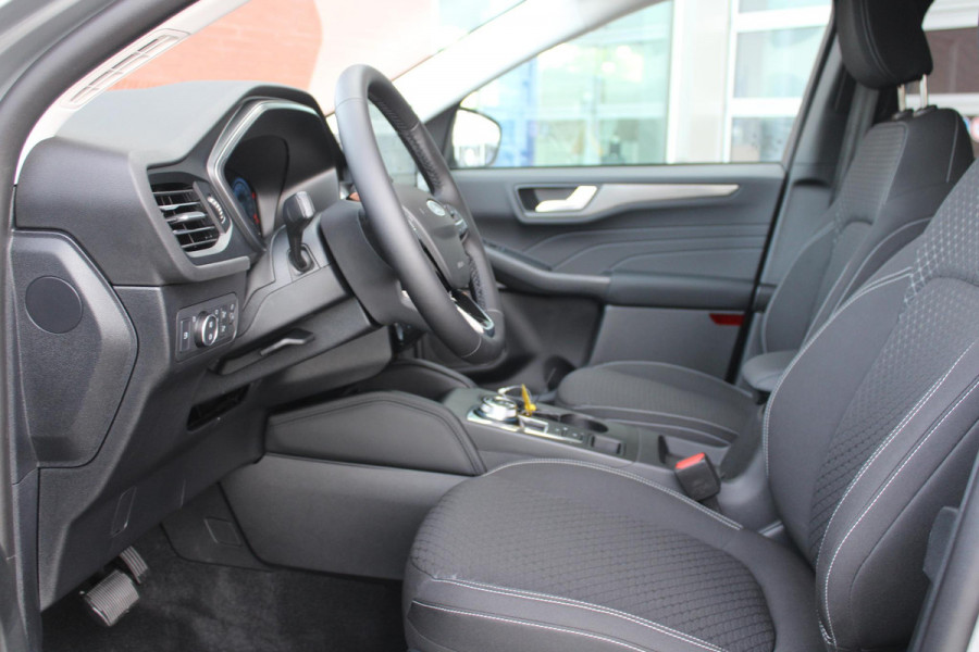 Ford Kuga 2.5 PHEV Titanium 243pk |  Driver Assistance Pack | Winterpack | Wegklapbare Trekhaak | All Weatherbanden | Reserveband Ford Kuga 2.5 PHEV Titanium 243pk |  Driver Assistance Pack | Winterpack | Wegklapbare Trekhaak | All Weatherbanden | Reserveband