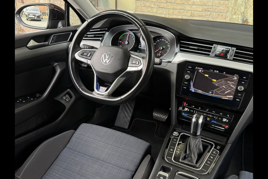 Volkswagen Passat Variant 218PK DSG HYBRID GTE BUSINESS NAVI/CAMERA/CARPLAY