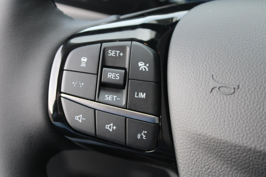 Ford Kuga 2.5 PHEV Titanium 243pk |  Driver Assistance Pack | Winterpack | Wegklapbare Trekhaak | All Weatherbanden | Reserveband Ford Kuga 2.5 PHEV Titanium 243pk |  Driver Assistance Pack | Winterpack | Wegklapbare Trekhaak | All Weatherbanden | Reserveband