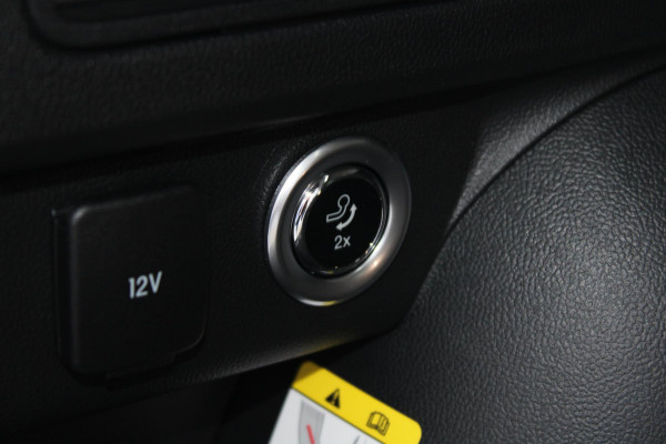 Ford Kuga 2.5 PHEV Titanium 243pk |  Driver Assistance Pack | Winterpack | Wegklapbare Trekhaak | All Weatherbanden | Reserveband Ford Kuga 2.5 PHEV Titanium 243pk |  Driver Assistance Pack | Winterpack | Wegklapbare Trekhaak | All Weatherbanden | Reserveband