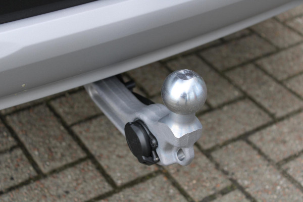 Ford Kuga 2.5 PHEV Titanium 243pk |  Driver Assistance Pack | Winterpack | Wegklapbare Trekhaak | All Weatherbanden | Reserveband Ford Kuga 2.5 PHEV Titanium 243pk |  Driver Assistance Pack | Winterpack | Wegklapbare Trekhaak | All Weatherbanden | Reserveband