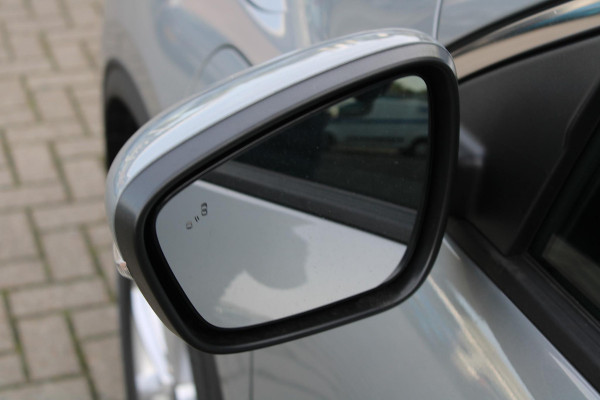 Ford Kuga 2.5 PHEV Titanium 243pk |  Driver Assistance Pack | Winterpack | Wegklapbare Trekhaak | All Weatherbanden | Reserveband Ford Kuga 2.5 PHEV Titanium 243pk |  Driver Assistance Pack | Winterpack | Wegklapbare Trekhaak | All Weatherbanden | Reserveband