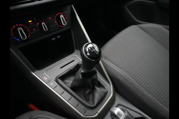 Volkswagen Polo 1.0 TSI 95pk R-Line Edition Navigatie Acc Carplay 49