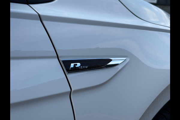 Volkswagen Polo 1.0 TSI R-line CarPlay Camera Volkswagen Polo 1.0 TSI R-line CarPlay Camera