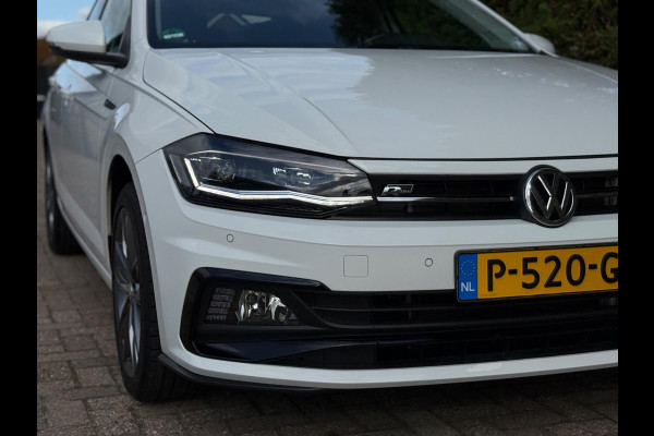Volkswagen Polo 1.0 TSI R-line CarPlay Camera Volkswagen Polo 1.0 TSI R-line CarPlay Camera