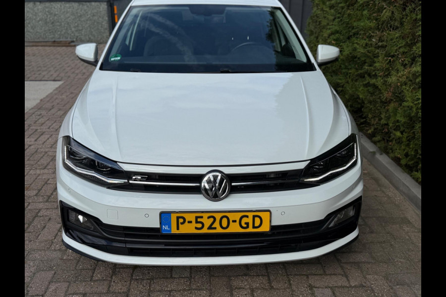 Volkswagen Polo 1.0 TSI R-line CarPlay Camera Volkswagen Polo 1.0 TSI R-line CarPlay Camera