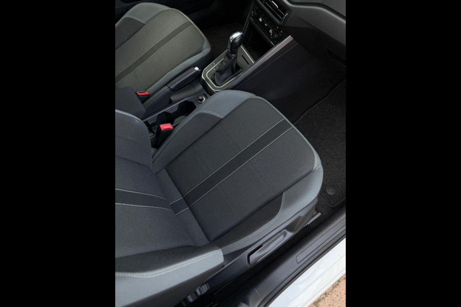 Volkswagen Polo 1.0 TSI R-line CarPlay Camera Volkswagen Polo 1.0 TSI R-line CarPlay Camera