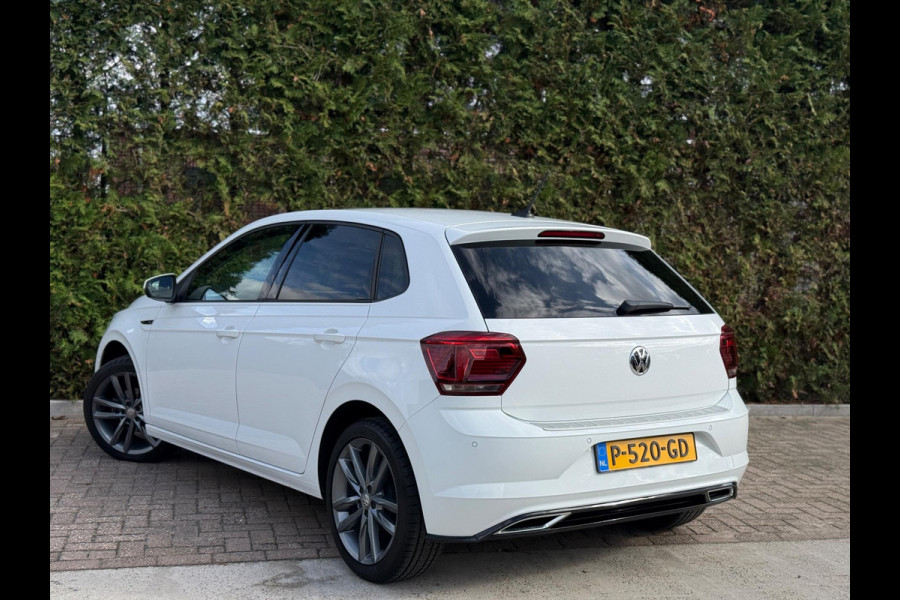 Volkswagen Polo 1.0 TSI R-line CarPlay Camera Volkswagen Polo 1.0 TSI R-line CarPlay Camera