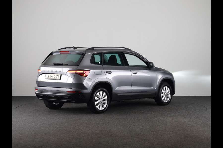 Škoda Karoq 1.5 TSI ACT Business Edition 150 pk Automaat (DSG) | Verlengde garantie | Navigatie | Parkeersensoren | Achteruitrijcamera | LED koplampen |