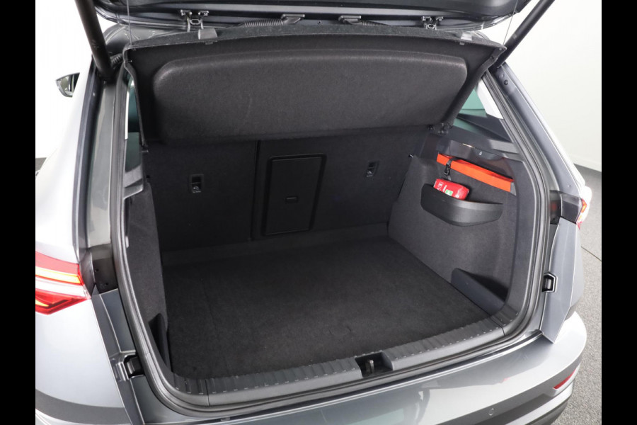 Škoda Karoq 1.5 TSI ACT Business Edition 150 pk Automaat (DSG) | Verlengde garantie | Navigatie | Parkeersensoren | Achteruitrijcamera | LED koplampen |