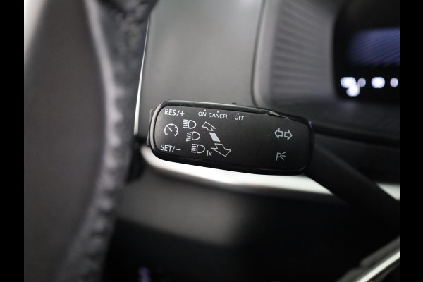 Škoda Karoq 1.5 TSI ACT Business Edition 150 pk Automaat (DSG) | Verlengde garantie | Navigatie | Parkeersensoren | Achteruitrijcamera | LED koplampen |