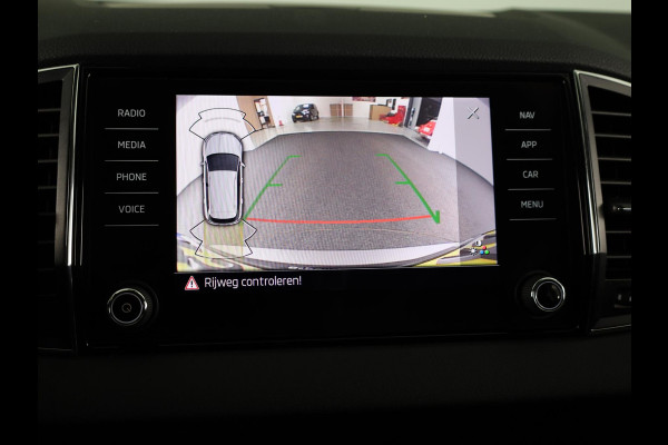 Škoda Karoq 1.5 TSI ACT Business Edition 150 pk Automaat (DSG) | Verlengde garantie | Navigatie | Parkeersensoren | Achteruitrijcamera | LED koplampen |