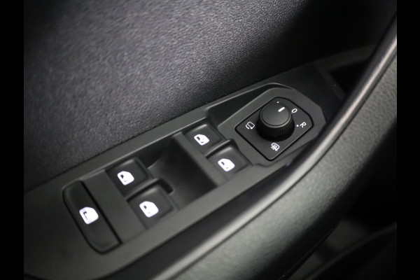 Škoda Karoq 1.5 TSI ACT Business Edition 150 pk Automaat (DSG) | Verlengde garantie | Navigatie | Parkeersensoren | Achteruitrijcamera | LED koplampen |