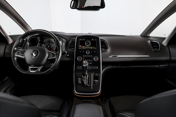 Renault Scénic 1.3 TCe Intens 140 PK - Automaat | Cruise | Stoelverw. | PDC | Camera | NAV + App. Connect | ECC | DAB | LM 20" | Trekhaak |