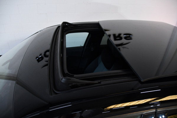 Audi Q2 35 TFSI S Edition, Blackline, Panoramadak