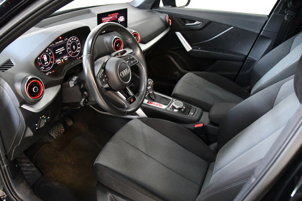 Audi Q2 35 TFSI S Edition, Blackline, Panoramadak