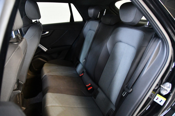 Audi Q2 35 TFSI S Edition, Blackline, Panoramadak