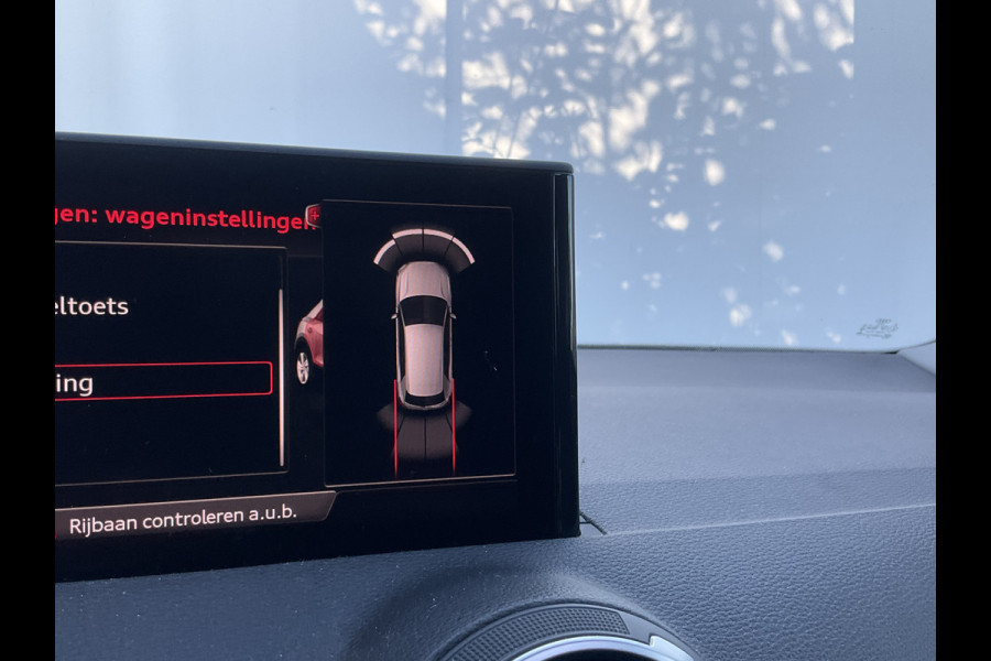 Audi Q2 35 TDi Quattro S-Edition Automaat Pano Navi Adap.Cruise PDC Led Keyless 2.0TDI! Audi Q2 35 TDi Quattro S-Edition Automaat Pano Navi Adap.Cruise PDC Led Keyless 2.0TDI!