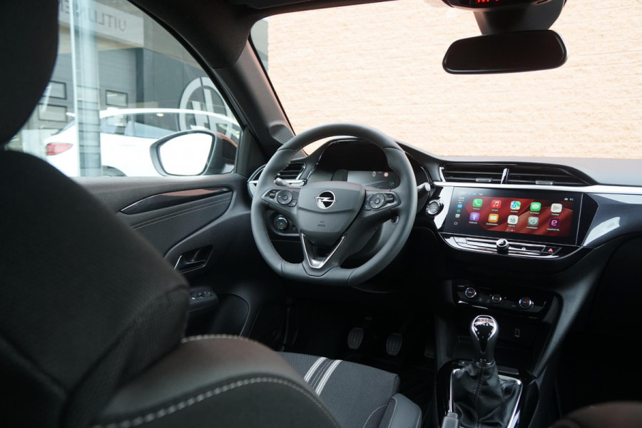 Opel Corsa 1.2 GS + KEYLESS / CAMERA / DODEHOEKDETECTIE / APPLE CARPLAY Opel Corsa 1.2 GS + KEYLESS / CAMERA / DODEHOEKDETECTIE / APPLE CARPLAY