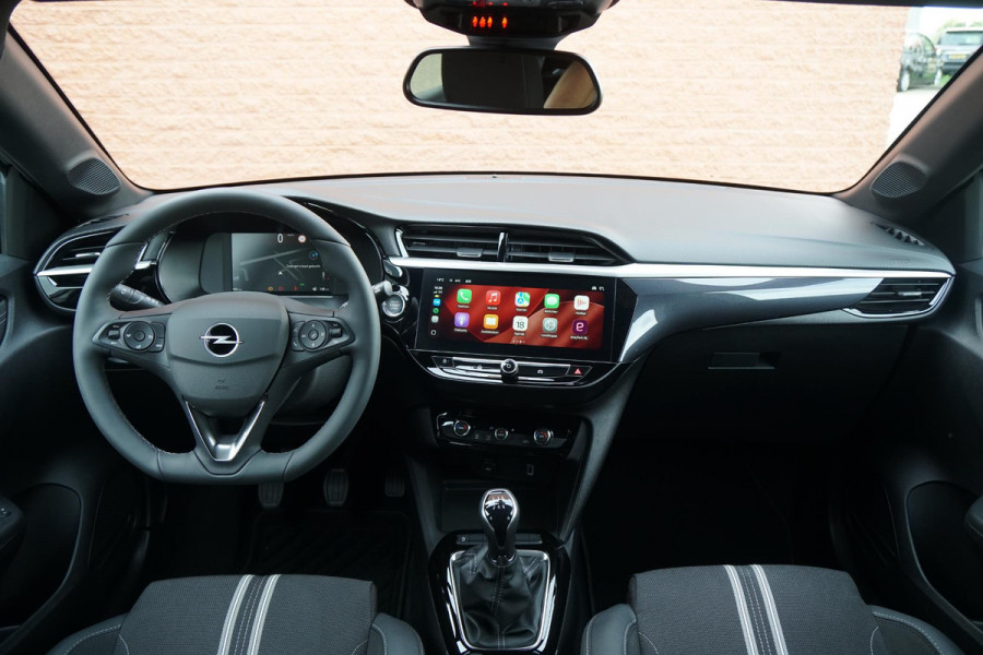 Opel Corsa 1.2 GS + KEYLESS / CAMERA / DODEHOEKDETECTIE / APPLE CARPLAY Opel Corsa 1.2 GS + KEYLESS / CAMERA / DODEHOEKDETECTIE / APPLE CARPLAY