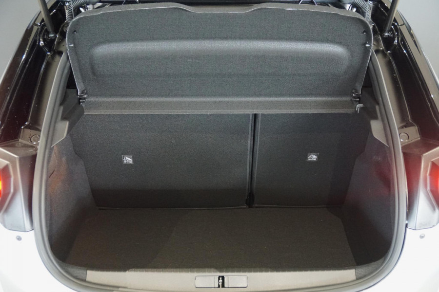 Opel Corsa 1.2 GS + KEYLESS / CAMERA / DODEHOEKDETECTIE / APPLE CARPLAY Opel Corsa 1.2 GS + KEYLESS / CAMERA / DODEHOEKDETECTIE / APPLE CARPLAY