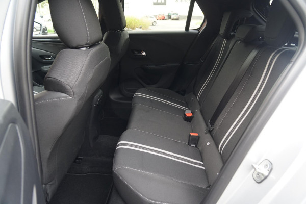 Opel Corsa 1.2 GS + KEYLESS / CAMERA / DODEHOEKDETECTIE / APPLE CARPLAY Opel Corsa 1.2 GS + KEYLESS / CAMERA / DODEHOEKDETECTIE / APPLE CARPLAY