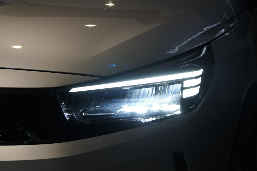 Opel Corsa 1.2 GS + KEYLESS / CAMERA / DODEHOEKDETECTIE / APPLE CARPLAY Opel Corsa 1.2 GS + KEYLESS / CAMERA / DODEHOEKDETECTIE / APPLE CARPLAY