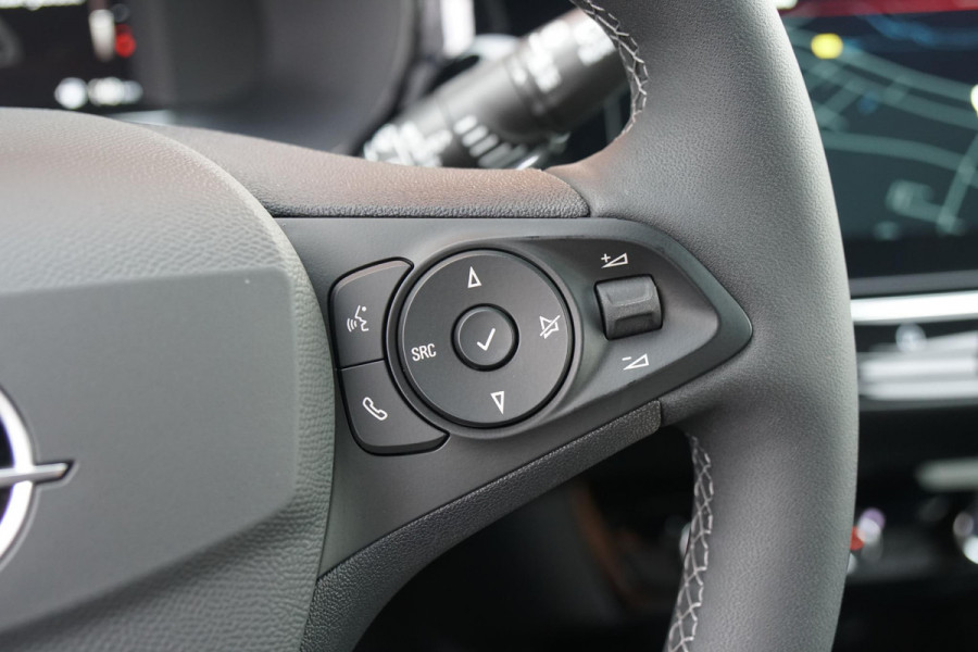 Opel Corsa 1.2 GS + KEYLESS / CAMERA / DODEHOEKDETECTIE / APPLE CARPLAY Opel Corsa 1.2 GS + KEYLESS / CAMERA / DODEHOEKDETECTIE / APPLE CARPLAY