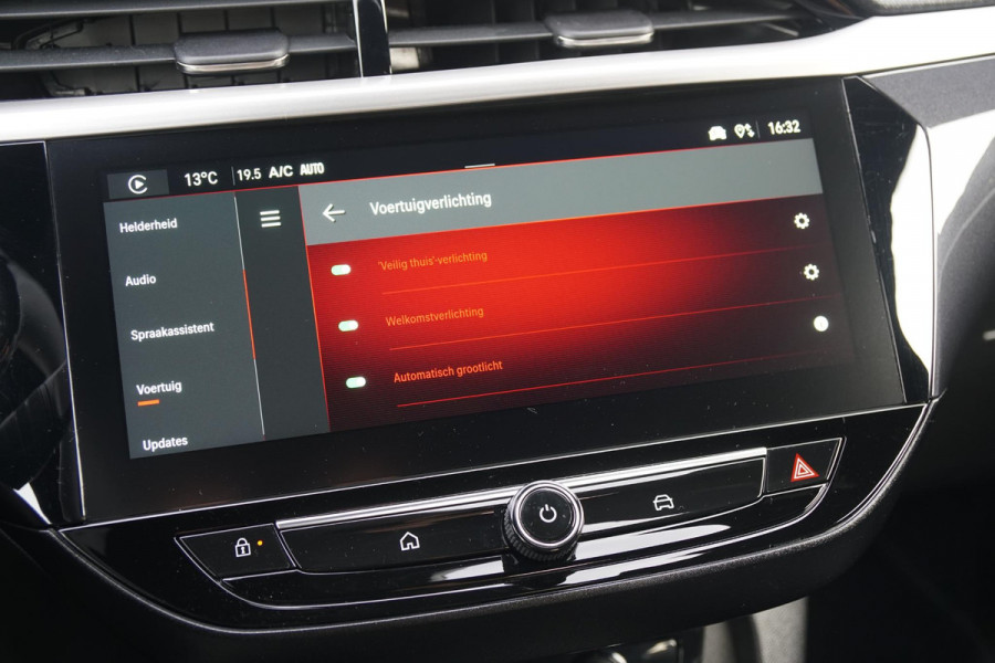 Opel Corsa 1.2 GS + KEYLESS / CAMERA / DODEHOEKDETECTIE / APPLE CARPLAY Opel Corsa 1.2 GS + KEYLESS / CAMERA / DODEHOEKDETECTIE / APPLE CARPLAY