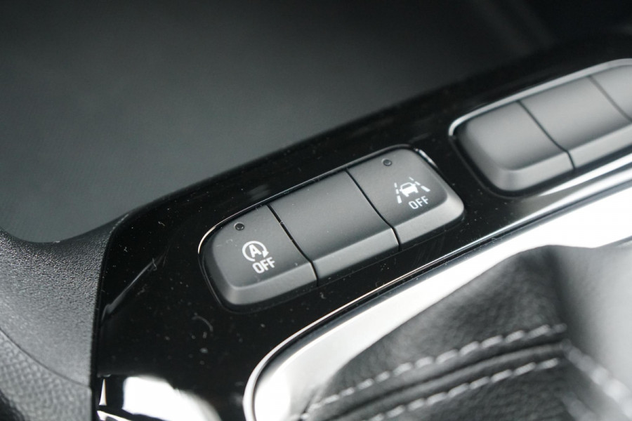 Opel Corsa 1.2 GS + KEYLESS / CAMERA / DODEHOEKDETECTIE / APPLE CARPLAY Opel Corsa 1.2 GS + KEYLESS / CAMERA / DODEHOEKDETECTIE / APPLE CARPLAY