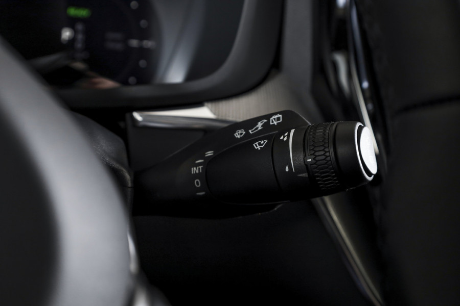 Volvo XC60 2.0 T8 Plug-in hybrid AWD Plus Black Edition - Facelift MY26 | S/K Panodak | Dig.Cockpit | Adapt.Cruise | Harman/Kardon | Stoel-+Stuurverw. | Elek. stoelen | 360 Camera | NAV+App.Connect | ECC | LM 21" | 2481