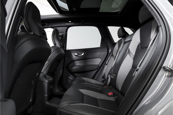 Volvo XC60 2.0 T8 Plug-in hybrid AWD Plus Black Edition - Facelift MY26 | S/K Panodak | Dig.Cockpit | Adapt.Cruise | Harman/Kardon | Stoel-+Stuurverw. | Elek. stoelen | 360 Camera | NAV+App.Connect | ECC | LM 21" | 2481