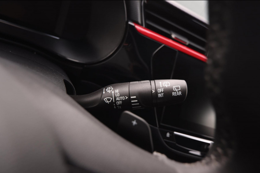Opel CORSA GS Line 1.2 Turbo 131PK Aut. Sportstoelen 360° ACC PDC LM Apple Carplay & Android auto