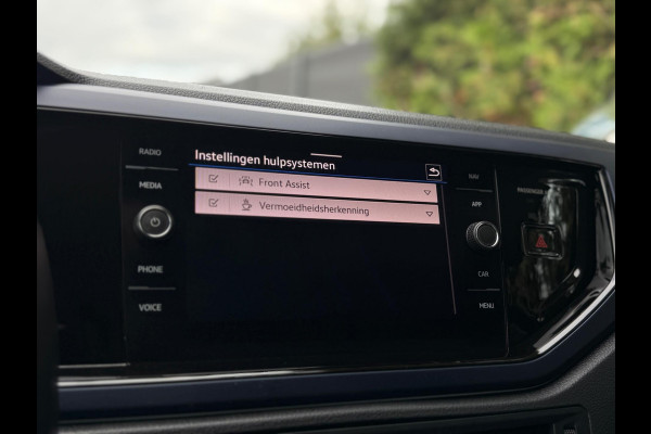 Volkswagen Polo 1.0 TSI United CarPlay Camera Volkswagen Polo 1.0 TSI United CarPlay Camera