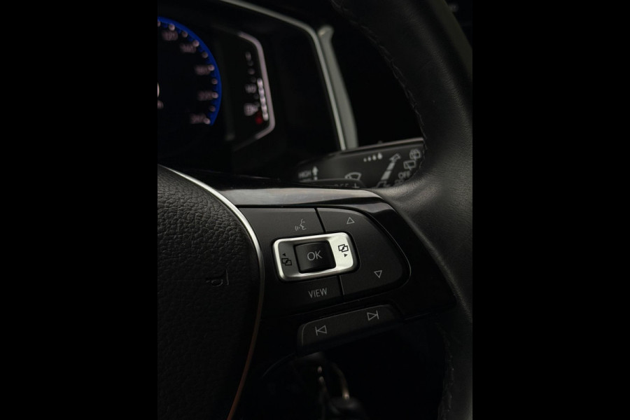 Volkswagen Polo 1.0 TSI United CarPlay Camera Volkswagen Polo 1.0 TSI United CarPlay Camera