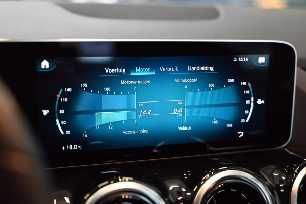 Mercedes-Benz B-Klasse 180 Business Solution Plus - Stoelverwarming - Achteruitrijcamera - LED Koplampen - El. Kofferklep -