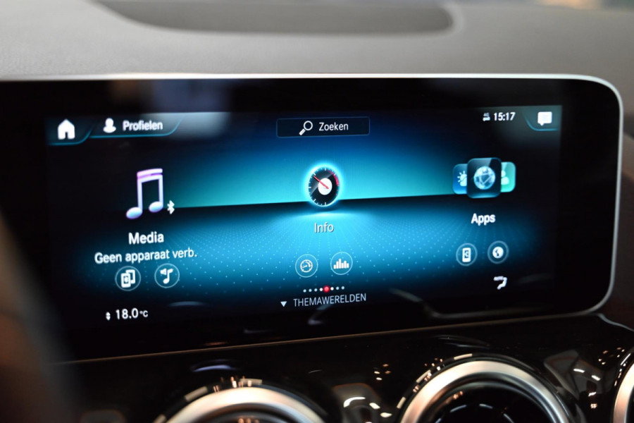 Mercedes-Benz B-Klasse 180 Business Solution Plus - Stoelverwarming - Achteruitrijcamera - LED Koplampen - El. Kofferklep -