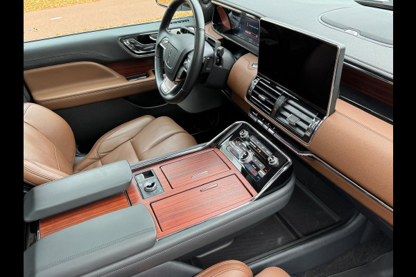 Lincoln Navigator 3.5 V6 EcoBoost Black Label Lincoln Navigator 3.5 V6 EcoBoost Black Label