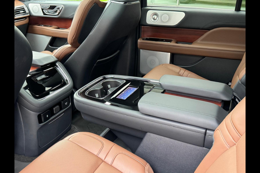 Lincoln Navigator 3.5 V6 EcoBoost Black Label Lincoln Navigator 3.5 V6 EcoBoost Black Label