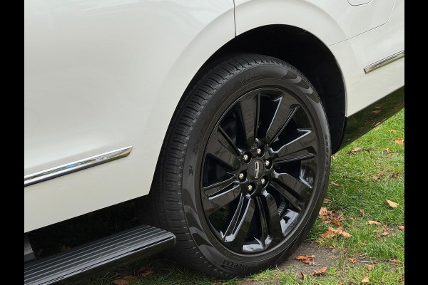 Lincoln Navigator 3.5 V6 EcoBoost Black Label Lincoln Navigator 3.5 V6 EcoBoost Black Label