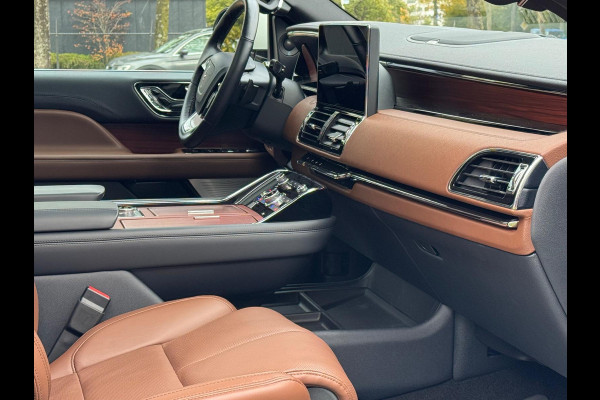 Lincoln Navigator 3.5 V6 EcoBoost Black Label Lincoln Navigator 3.5 V6 EcoBoost Black Label