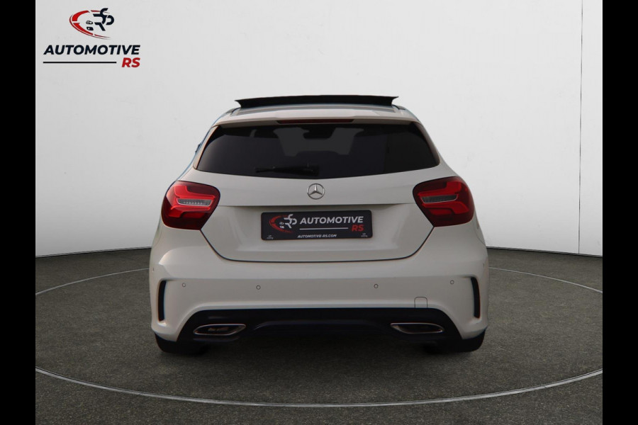 Mercedes-Benz A-Klasse 180 AMG-Line Pano Sportstoelen Led Navi Camera Parkeersensor V+A Cruise Control Sfeerverlichting Mercedes-Benz A-Klasse 180 AMG-Line Pano Sportstoelen Led Navi Camera Parkeersensor V+A Cruise Control Sfeerverlichting
