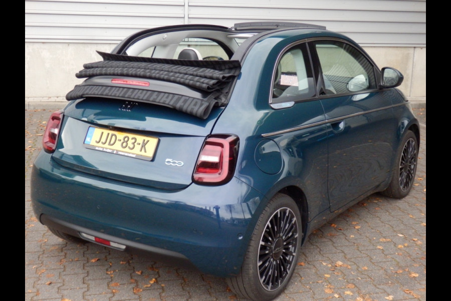 Fiat 500E La Prima by Bocelli 42 kWh | Cabriolet | Leder | Apple Carpl / A