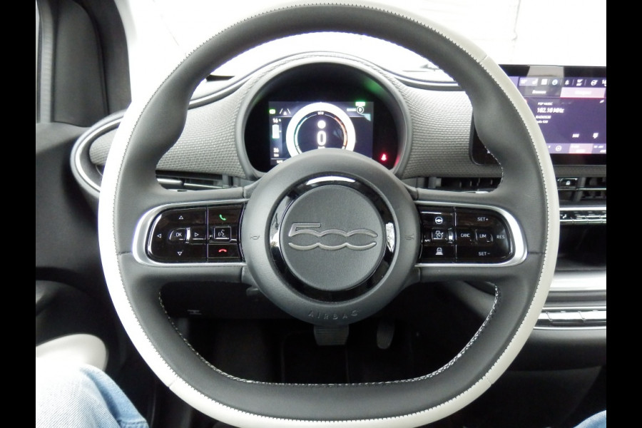 Fiat 500E La Prima by Bocelli 42 kWh | Cabriolet | Leder | Apple Carpl / A