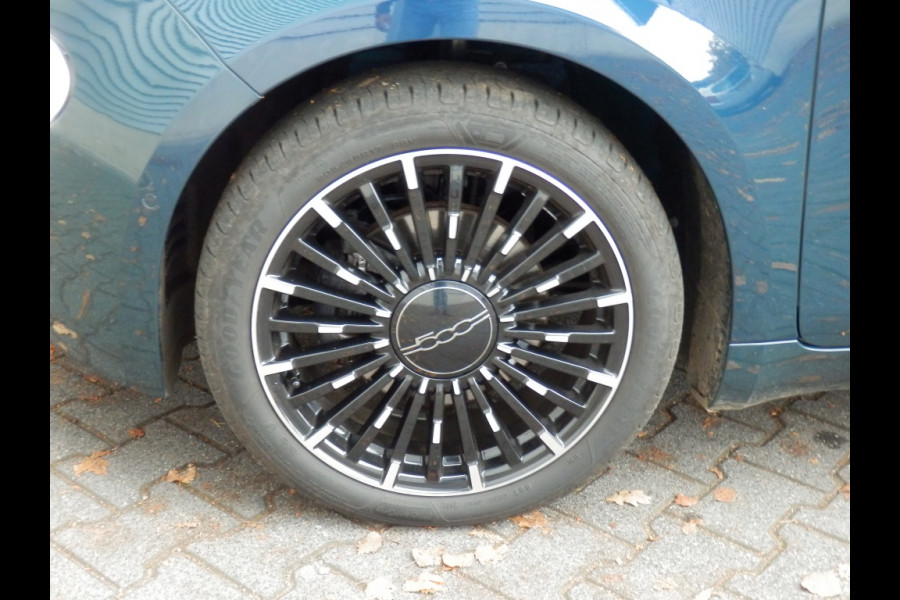 Fiat 500E La Prima by Bocelli 42 kWh | Cabriolet | Leder | Apple Carpl / A