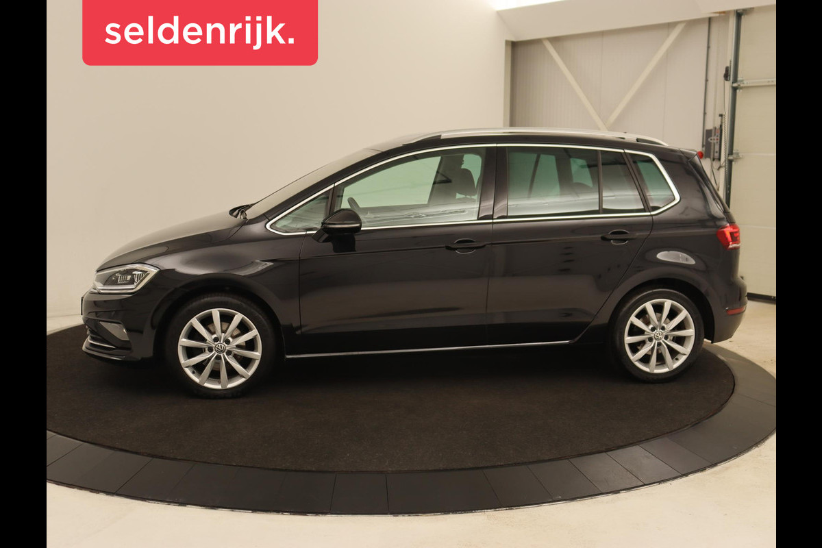 Volkswagen Golf Sportsvan 1.5 TSI Highline Edition | Stoelverwarming | Trekhaak | Massage | Camera | Carplay | Full LED | Adaptive cruise | Navigatie | Climate control Volkswagen Golf Sportsvan 1.5 TSI Highline Edition | Stoelverwarming | Trekhaak | Massage | Camera | Carplay | Full LED | Adaptive cruise | Navigatie | Climate control